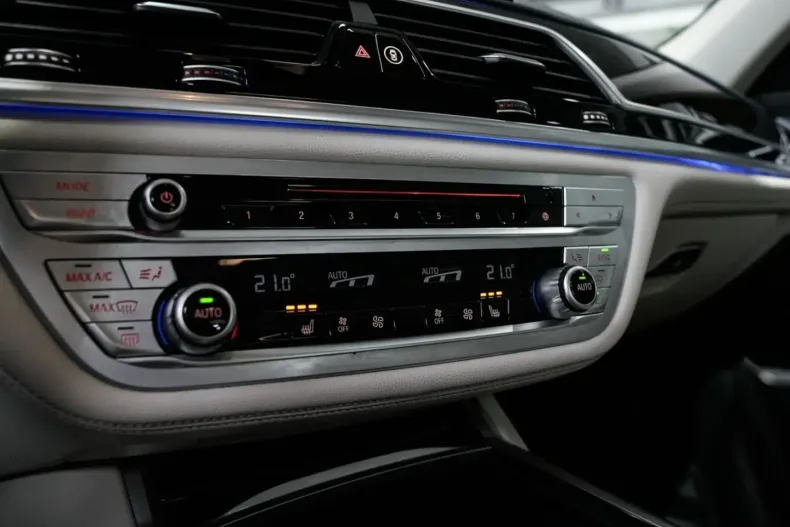 BMW 745 (Seria 7) din 2021 cu 131.060 km - oferta BMW194384 - foto 21