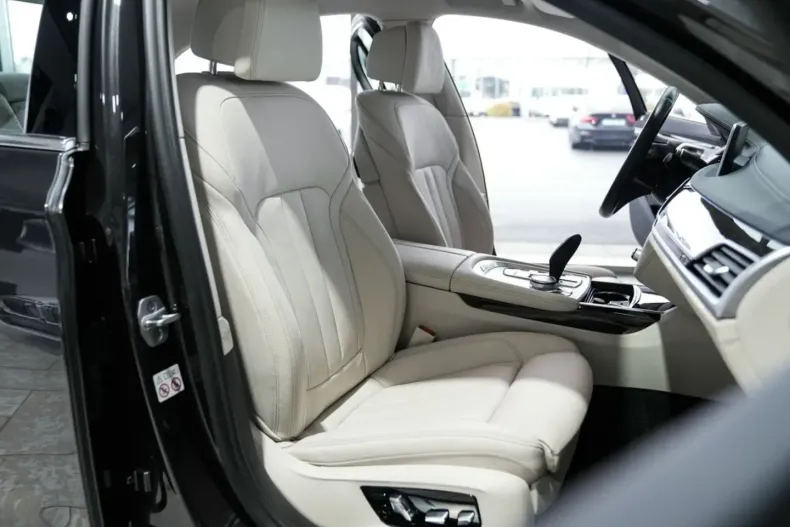 BMW 745 (Seria 7) din 2021 cu 131.060 km - oferta BMW194384 - foto 29