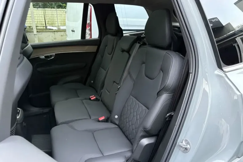 Volvo XC90 din 2025 cu 25.867 km - oferta VOL194409 - foto 11