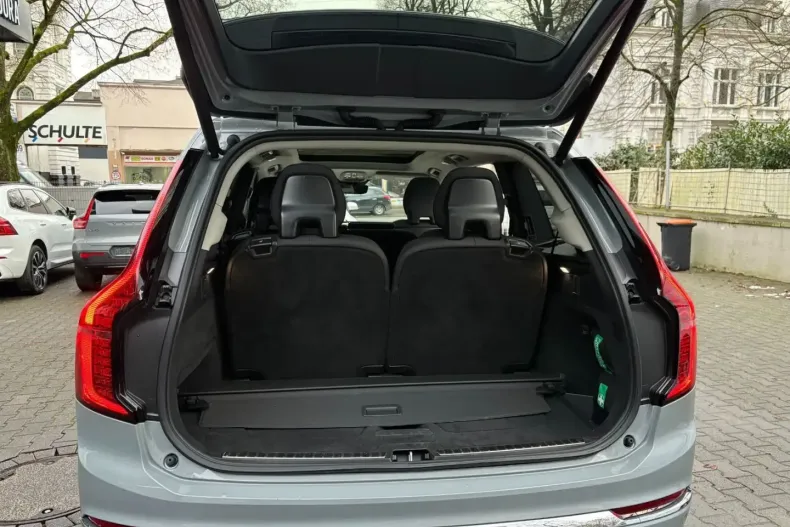 Volvo XC90 din 2025 cu 25.867 km - oferta VOL194409 - foto 12