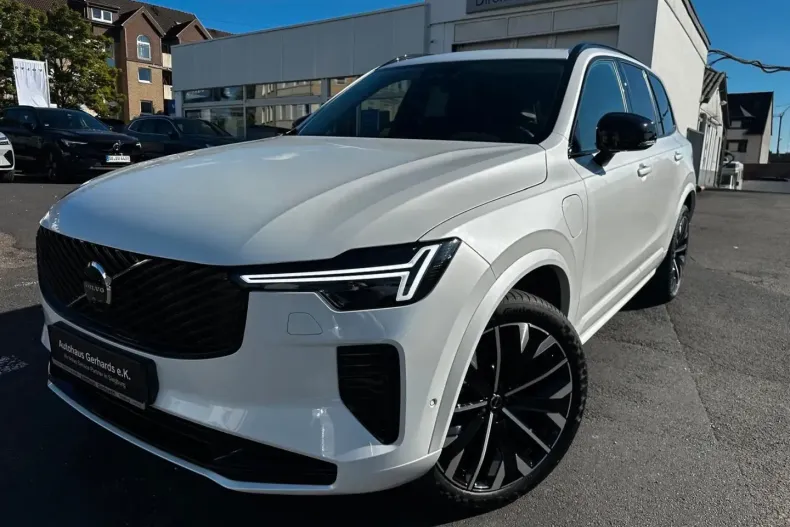 Volvo XC90 din 2025 cu 18.912 km - oferta VOL194412 - foto 2