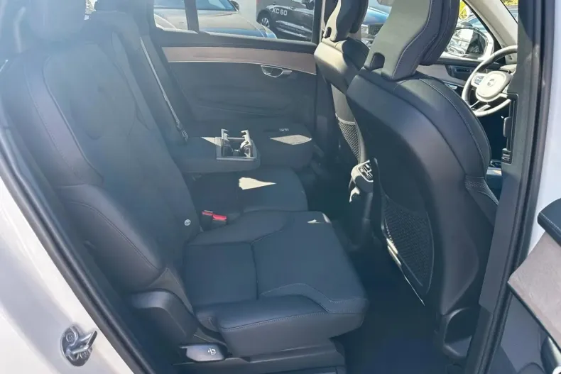 Volvo XC90 din 2025 cu 18.912 km - oferta VOL194412 - foto 15