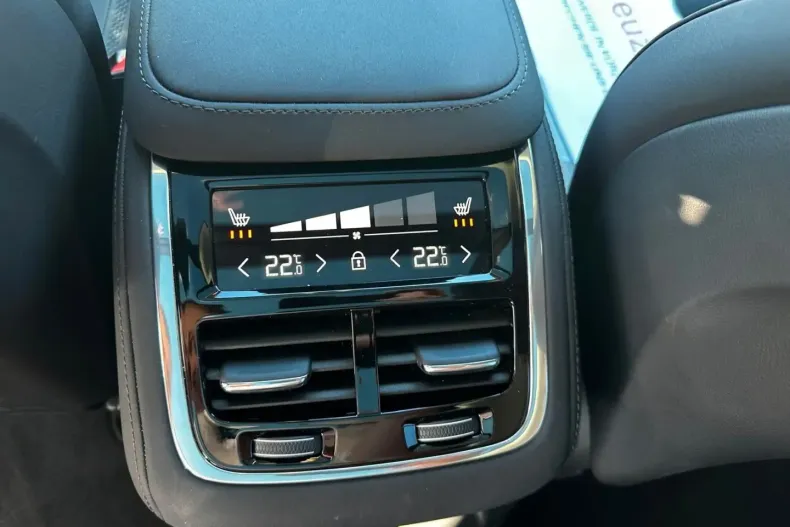 Volvo XC90 din 2025 cu 18.912 km - oferta VOL194412 - foto 24