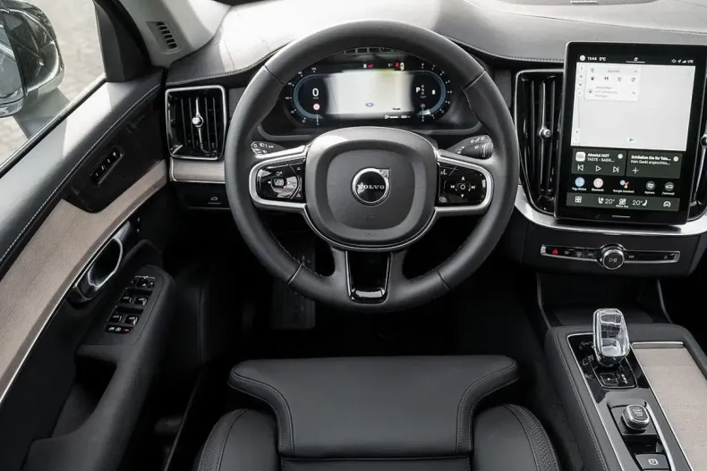 Volvo XC90 din 2025 cu 26.000 km - oferta VOL194415 - foto 10