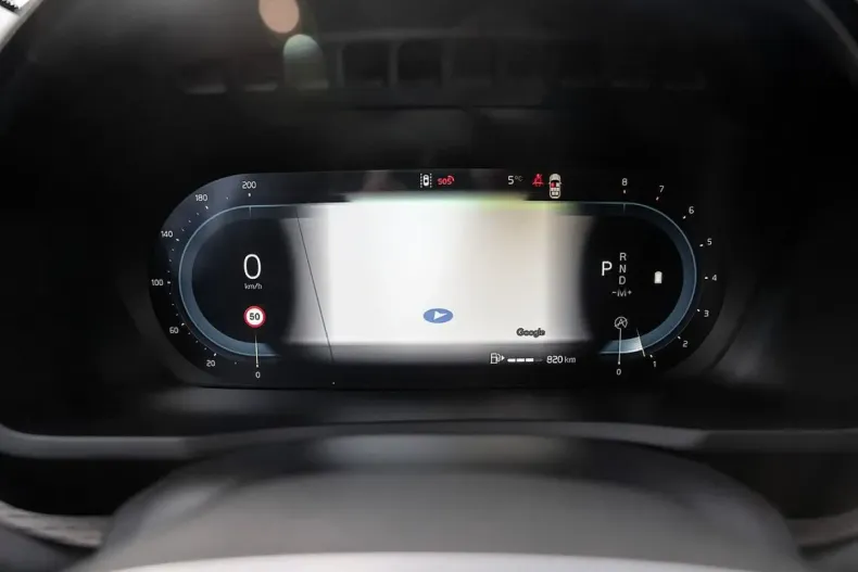 Volvo XC90 din 2025 cu 26.000 km - oferta VOL194415 - foto 21