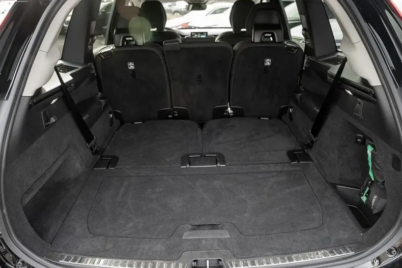 Volvo XC90 din 2025 cu 26.000 km - oferta VOL194415 - foto 27