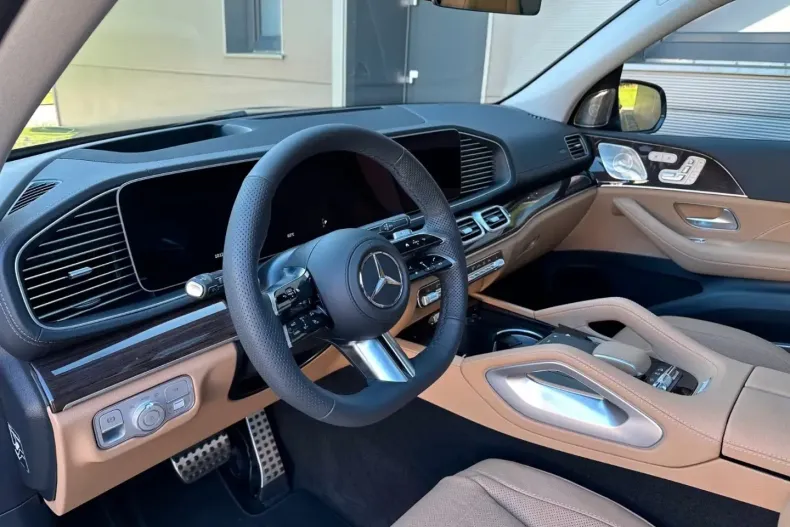 Mercedes-Benz GLS 580 (Clasa GLS) din 2025 cu 100 km - oferta MER194417 - foto 7