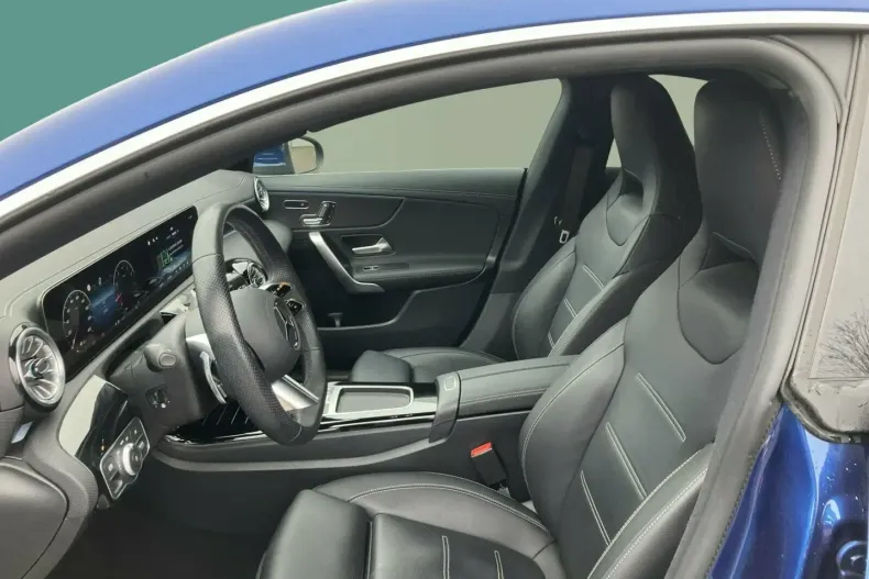 Mercedes-Benz CLA 250 (Clasa CLA) din 2024 cu 15.589 km - oferta MER194419 - foto 11