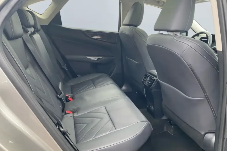 Lexus NX 350h din 2024 cu 19.743 km - oferta LEX194428 - foto 16