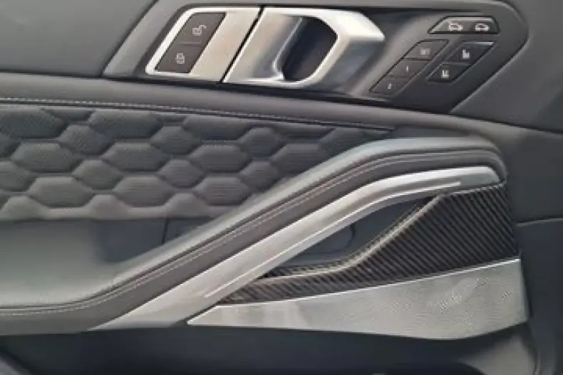 BMW X6 M (Seria X) din 2024 cu 40.600 km - oferta BMW194433 - foto 16