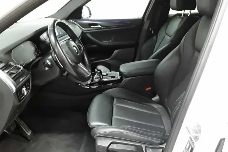 BMW X4 (Seria X) din 2022 cu 28.560 km - oferta BMW194436 - foto 3