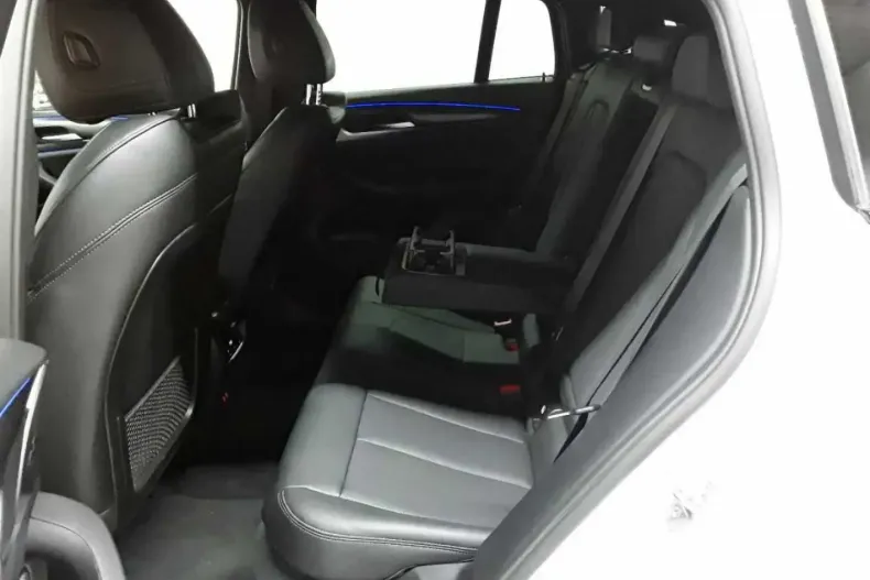 BMW X4 (Seria X) din 2022 cu 28.560 km - oferta BMW194436 - foto 7