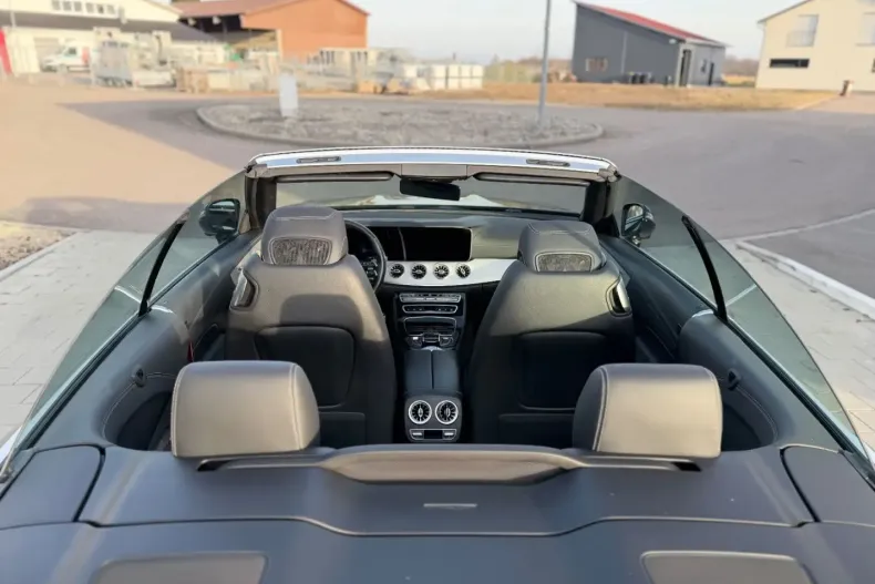 Mercedes-Benz E 450 (Clasa E) din 2021 cu 57.800 km - oferta MER194439 - foto 21