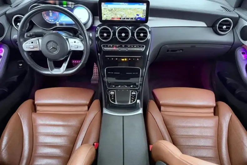 Mercedes-Benz GLC 300 (Clasa GLC) din 2021 cu 56.000 km - oferta MER194440 - foto 2