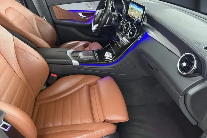 Mercedes-Benz GLC 300 (Clasa GLC) din 2021 cu 56.000 km - oferta MER194440 - foto 5
