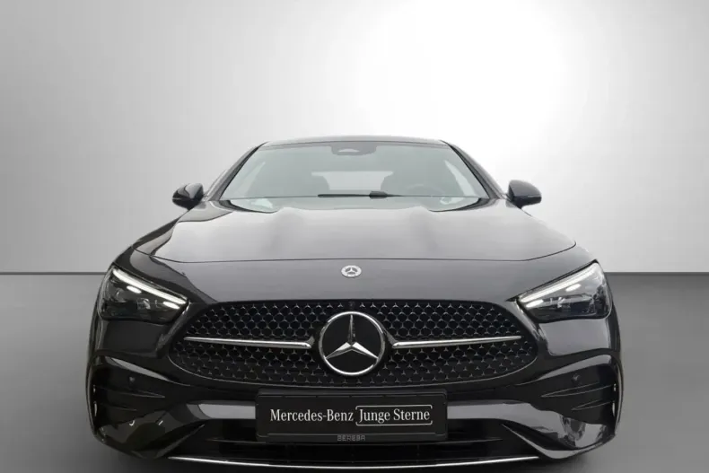 Mercedes-Benz CLE 300 (Clasa CLE) din 2024 cu 8.560 km - oferta MER194451 - foto 3