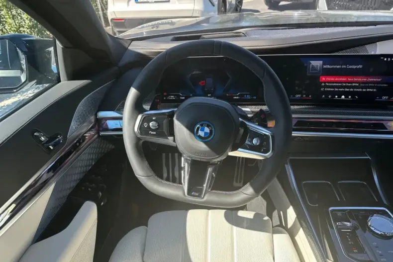 BMW M760 (Seria 7) din 2024 cu 14.412 km - oferta BMW194467 - foto 9