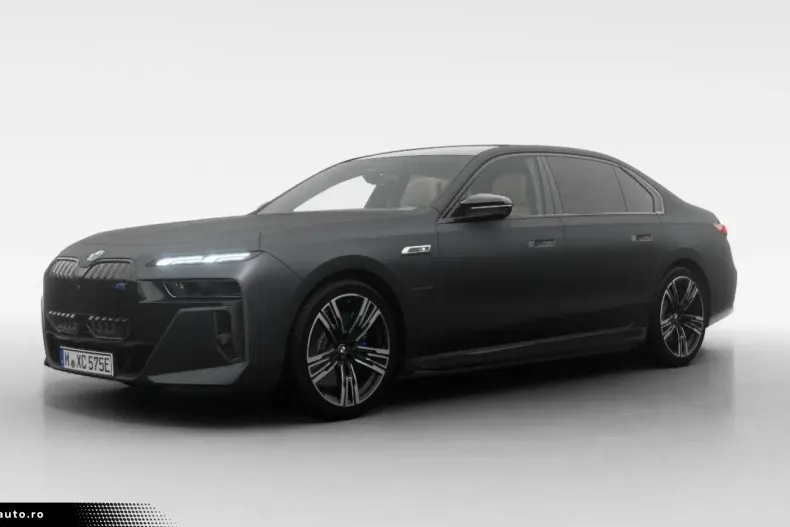 BMW M760 (Seria 7) din 2023 cu 40.716 km - oferta BMW194473 - foto 1
