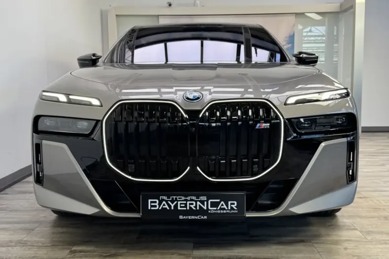 BMW M760 (Seria 7) din 2025 cu 12.000 km - oferta BMW194475 - foto 2