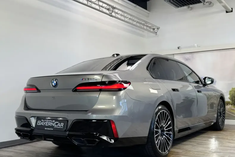 BMW M760 (Seria 7) din 2025 cu 12.000 km - oferta BMW194475 - foto 6