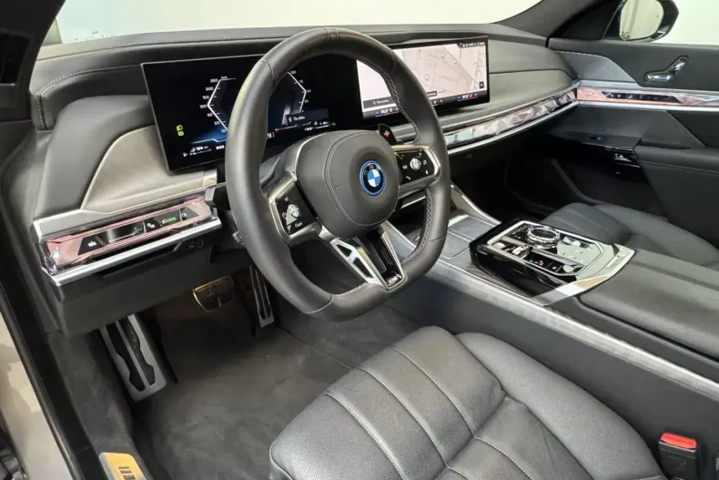 BMW M760 (Seria 7) din 2025 cu 12.000 km - oferta BMW194475 - foto 8