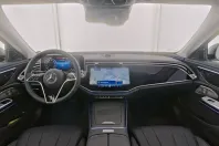 Mercedes-Benz E 300 (Clasa E) din 2024 cu 26.986 km - oferta MER194476 - foto 1