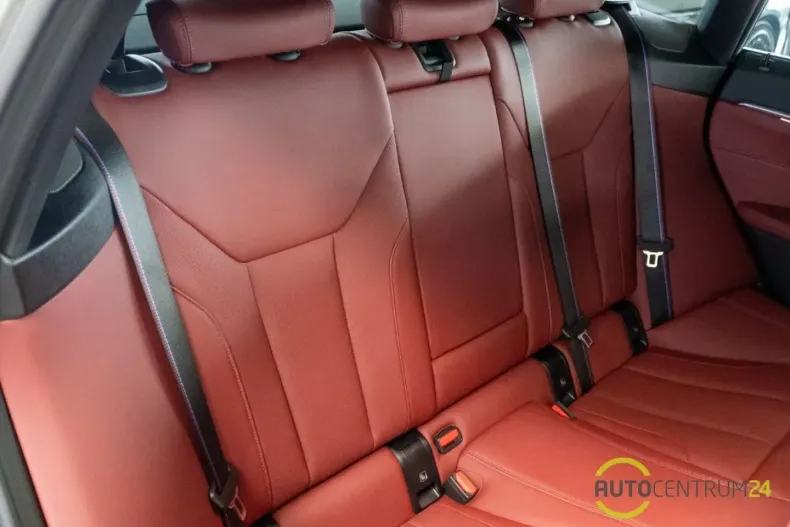 BMW M440 (Seria 4) din 2025 cu 7.062 km - oferta BMW194483 - foto 25