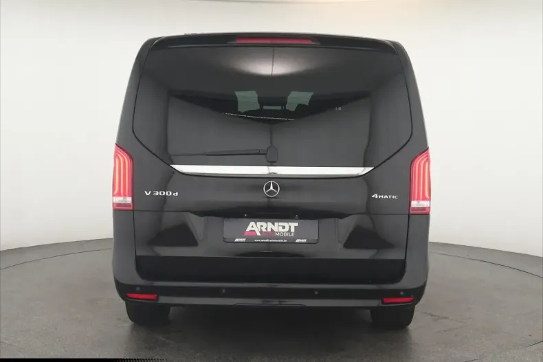 Mercedes-Benz V 300 (Clasa V) din 2023 cu 43.200 km - oferta MER194488 - foto 6