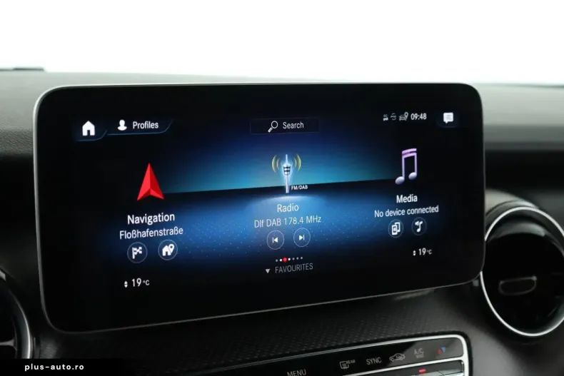 Mercedes-Benz V 300 (Clasa V) din 2023 cu 43.200 km - oferta MER194488 - foto 17