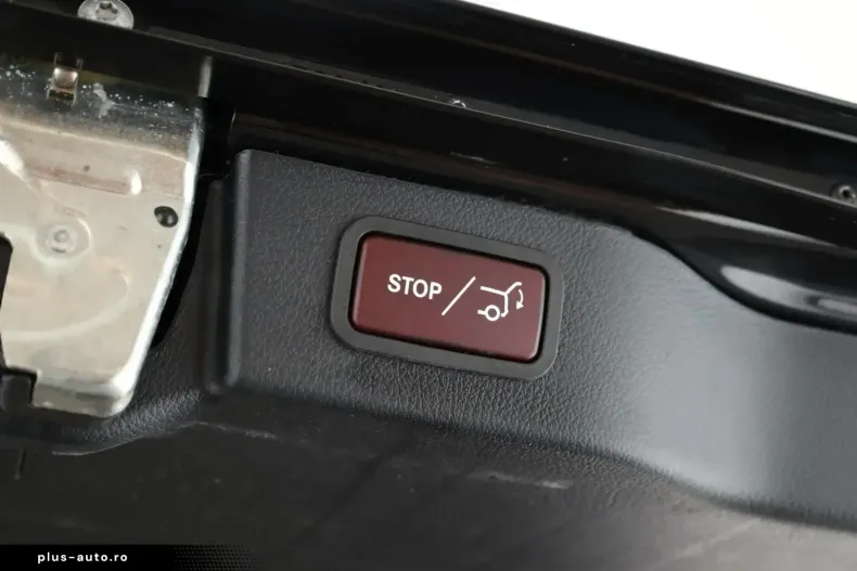 Mercedes-Benz V 300 (Clasa V) din 2023 cu 52.200 km - oferta MER194498 - foto 11