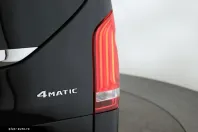 Mercedes-Benz V 300 (Clasa V) din 2023 cu 52.200 km - oferta MER194498 - foto 12