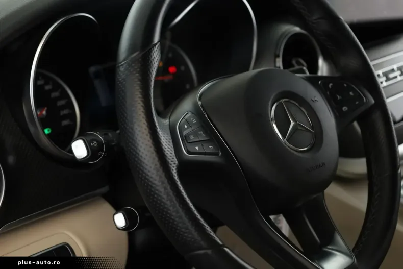 Mercedes-Benz V 300 (Clasa V) din 2023 cu 52.200 km - oferta MER194498 - foto 20