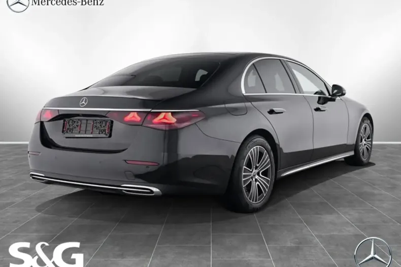Mercedes-Benz E 220 (Clasa E) din 2024 cu 17.740 km - oferta MER194509 - foto 3