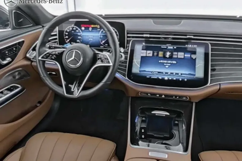 Mercedes-Benz E 220 (Clasa E) din 2024 cu 17.740 km - oferta MER194509 - foto 5