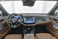 Mercedes-Benz E 220 (Clasa E) din 2024 cu 17.740 km - oferta MER194509 - foto 6