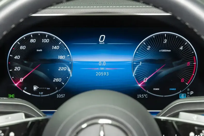 Mercedes-Benz GLE 450 (Clasa GLE) din 2024 cu 20.000 km - oferta MER194515 - foto 21