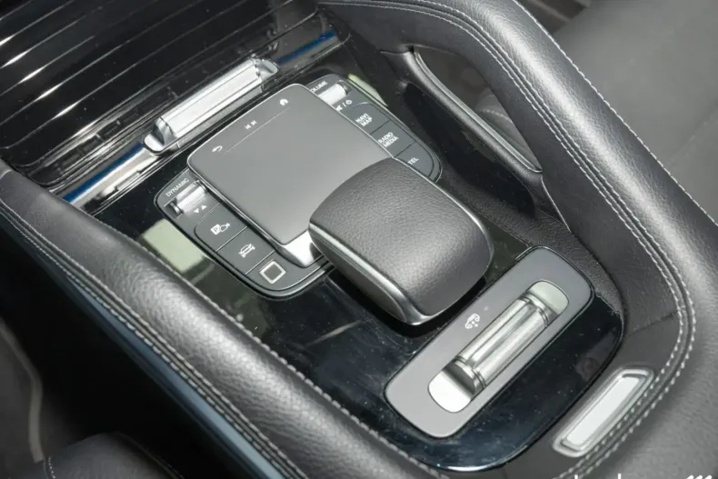 Mercedes-Benz GLE 450 (Clasa GLE) din 2024 cu 20.000 km - oferta MER194515 - foto 24