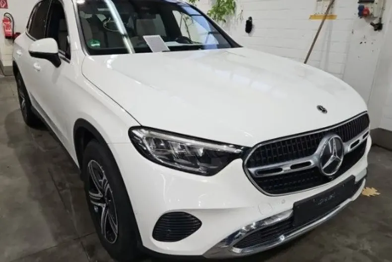 Mercedes-Benz GLC 220 (Clasa GLC) din 2023 cu 100.000 km - oferta MER194529 - foto 1