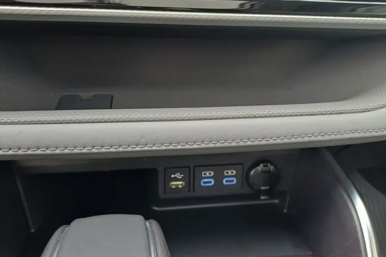 Toyota Highlander din 2022 cu 60.038 km - oferta TOY194535 - foto 21