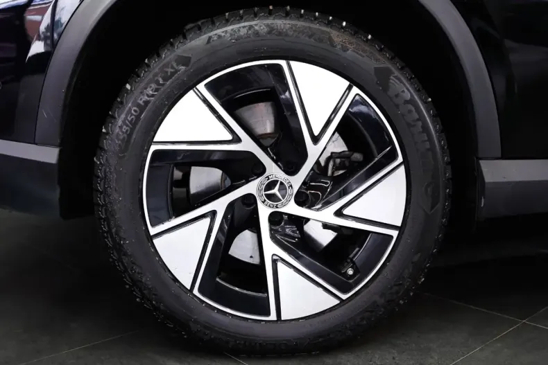 Mercedes-Benz GLC 300 (Clasa GLC) din 2023 cu 55.000 km - oferta MER194536 - foto 4