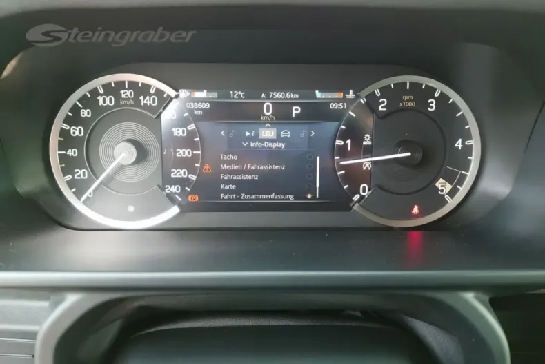 Land Rover Defender din 2023 cu 38.600 km - oferta LAN194548 - foto 15