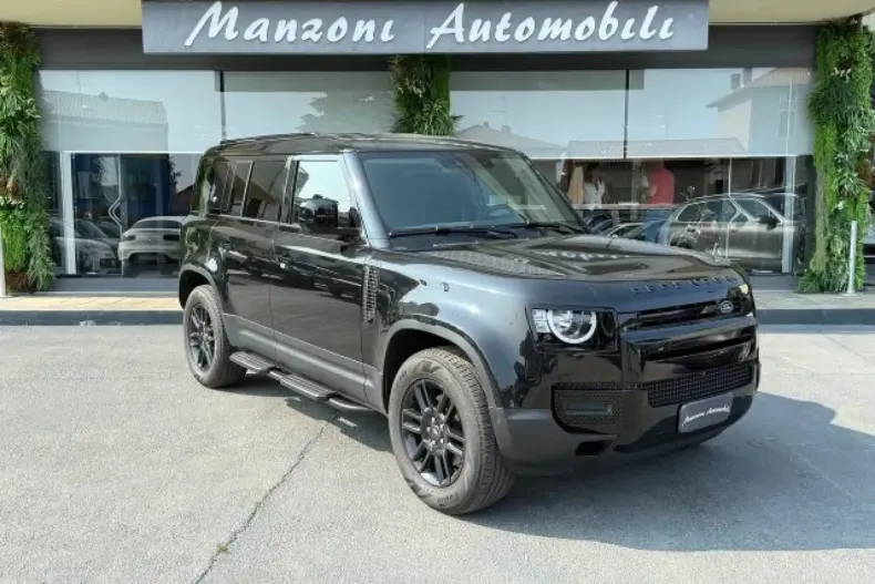 Land Rover Defender din 2023 cu 37.133 km - oferta LAN194549 - foto 1