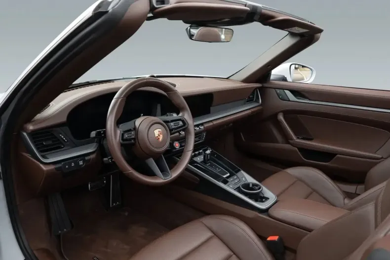 Porsche 992 din 2024 cu 27.900 km - oferta POR194574 - foto 4