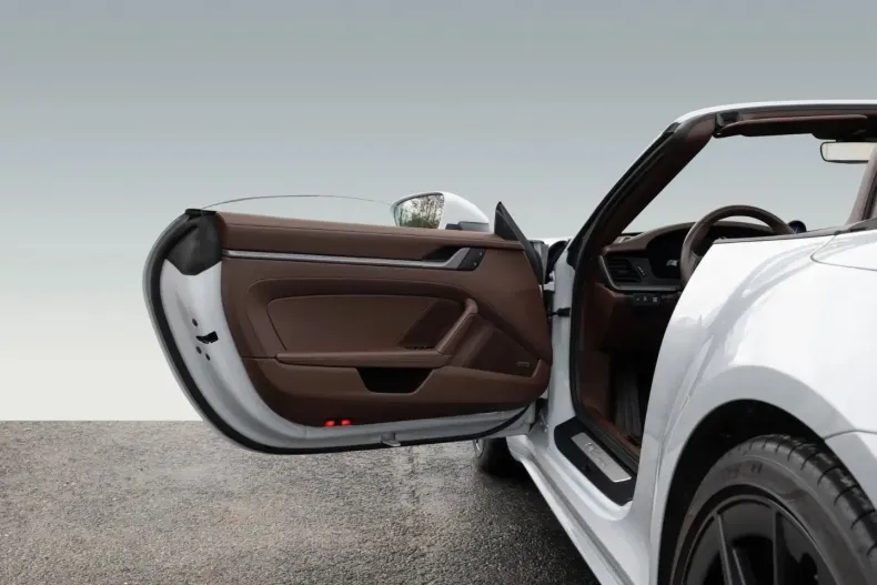 Porsche 992 din 2024 cu 27.900 km - oferta POR194574 - foto 19