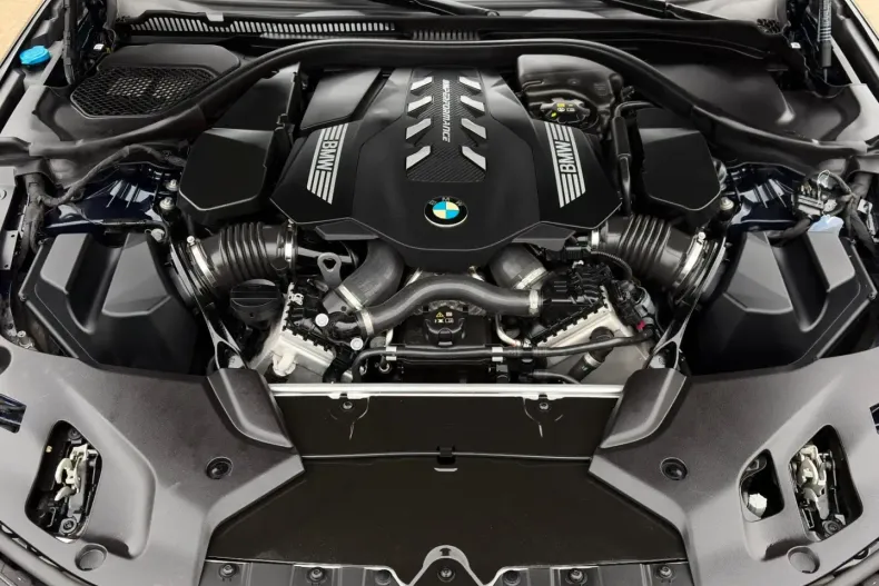BMW M550 (Seria 5) din 2022 cu 82.240 km - oferta BMW194576 - foto 46