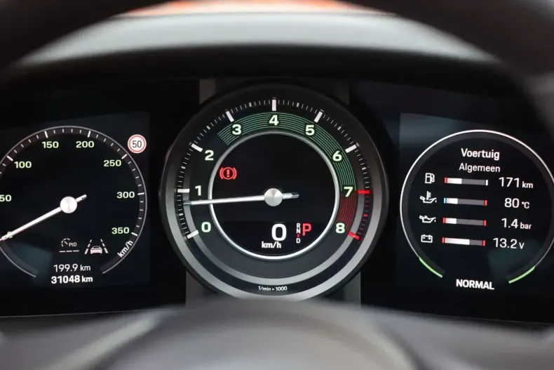 Porsche 992 din 2023 cu 31.000 km - oferta POR194577 - foto 48