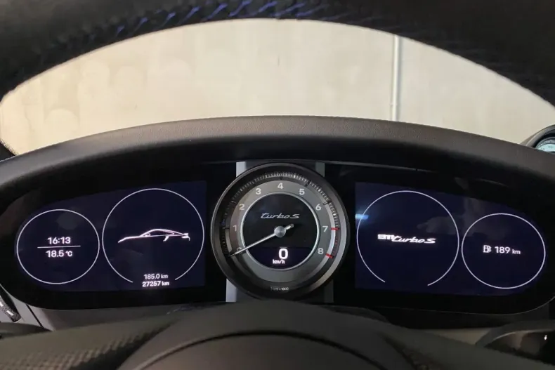 Porsche 992 din 2024 cu 27.400 km - oferta POR194579 - foto 19