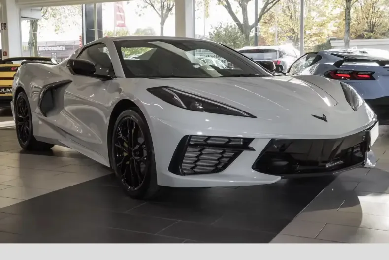Corvette C8 din 2025 cu 20 km - oferta COR194584 - foto 1