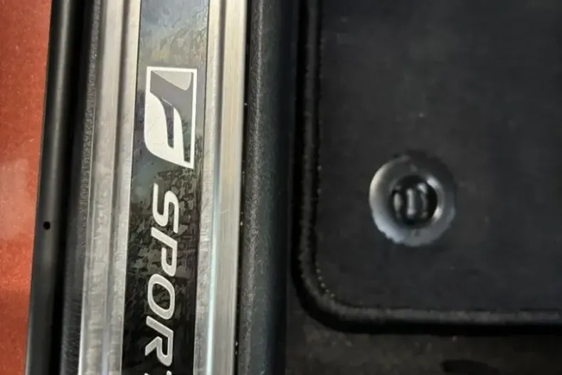 Lexus UX din 2024 cu 10.600 km - oferta LEX194586 - foto 15