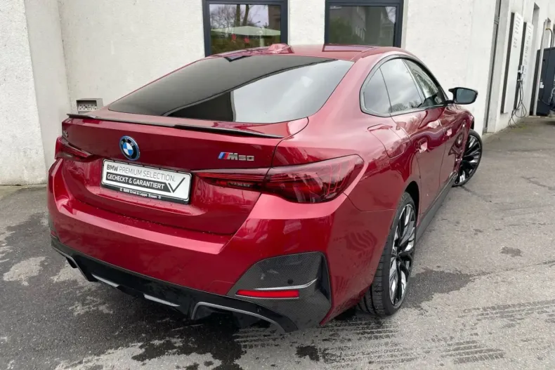 BMW i4 (Seria 4) din 2025 cu 23.599 km - oferta BMW194598 - foto 3